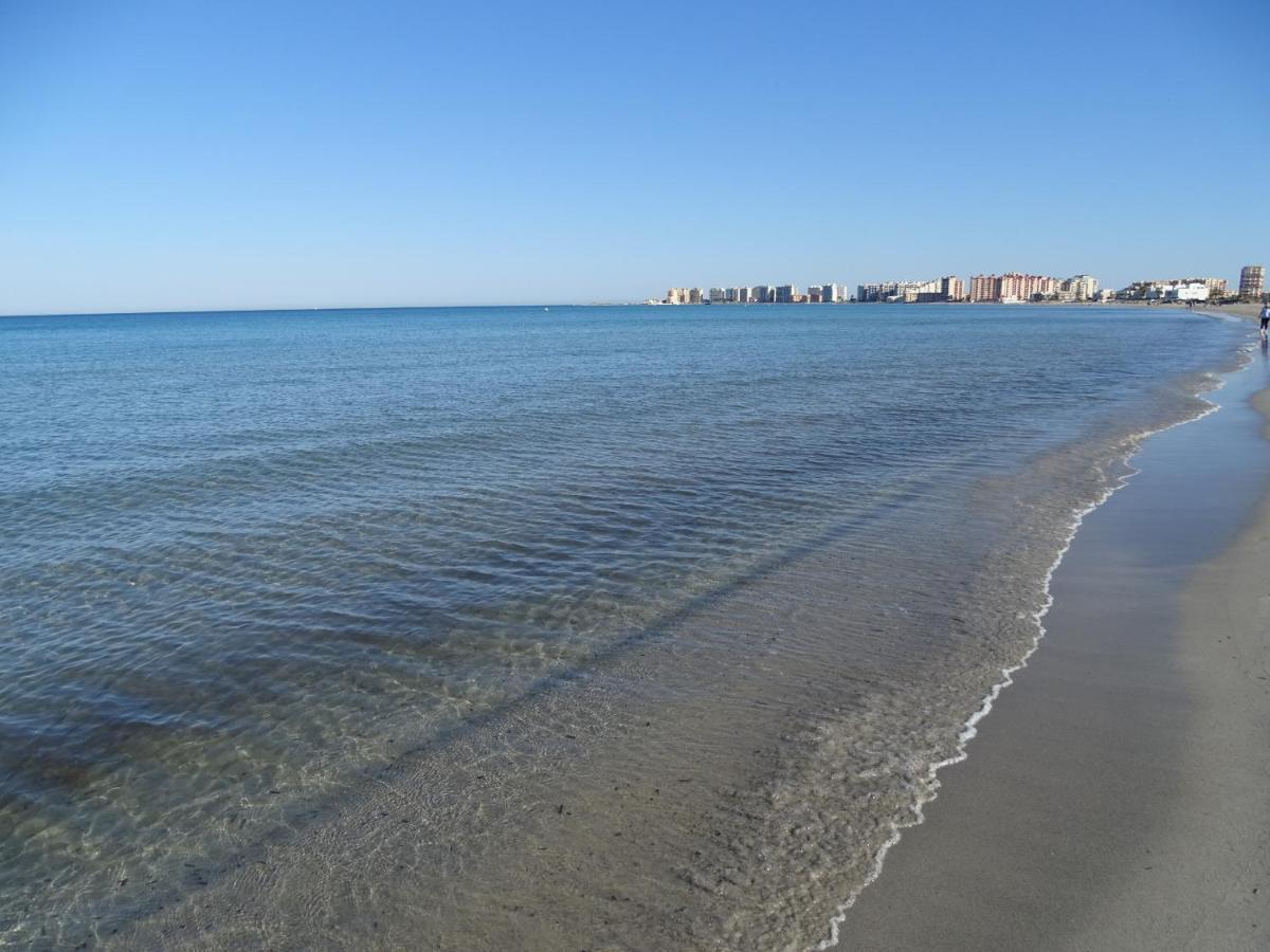 Apartamentos Punta Cormoran La Manga del Mar Menor Luaran gambar