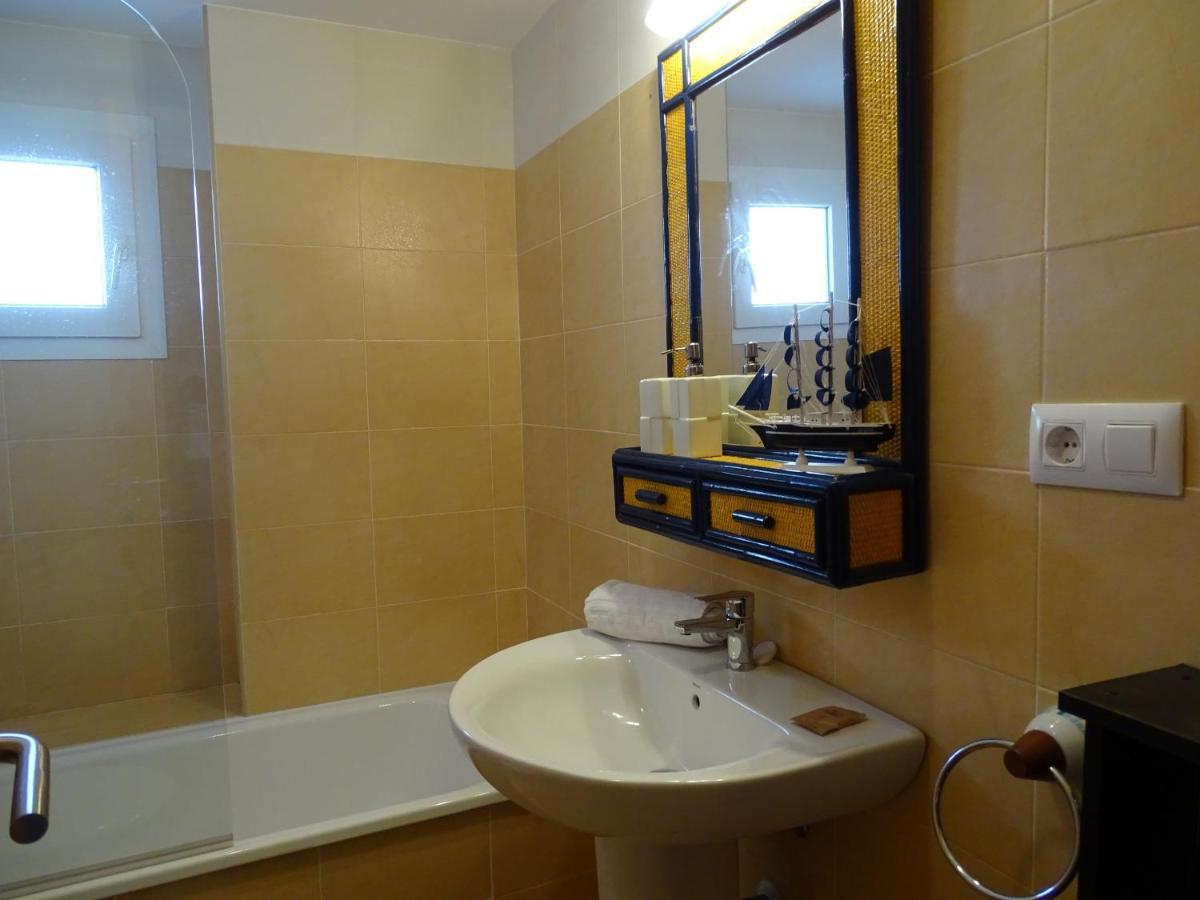 Apartamentos Punta Cormoran La Manga del Mar Menor Luaran gambar